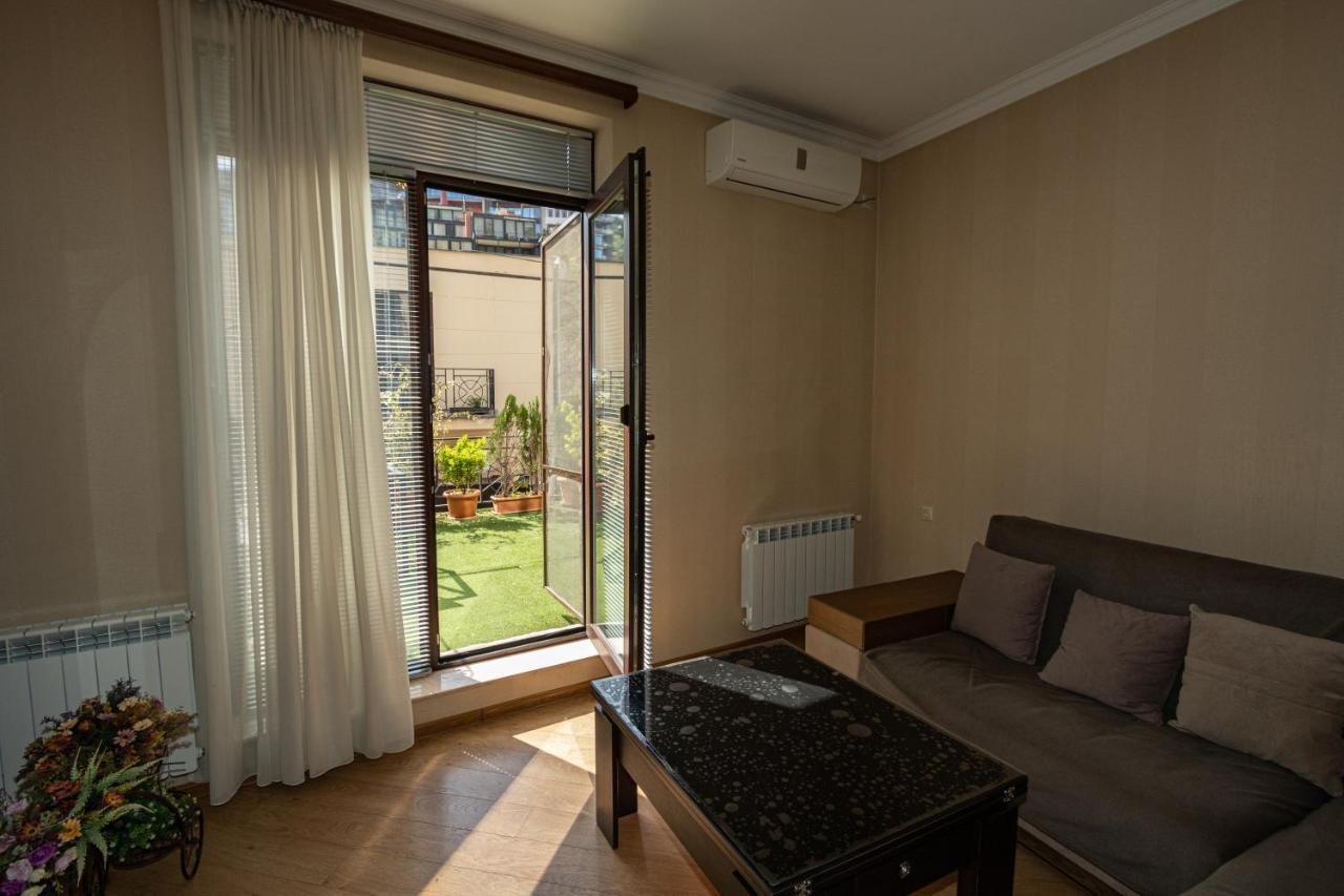 Brand New Apartment With Terrace Tiflis Exterior foto
