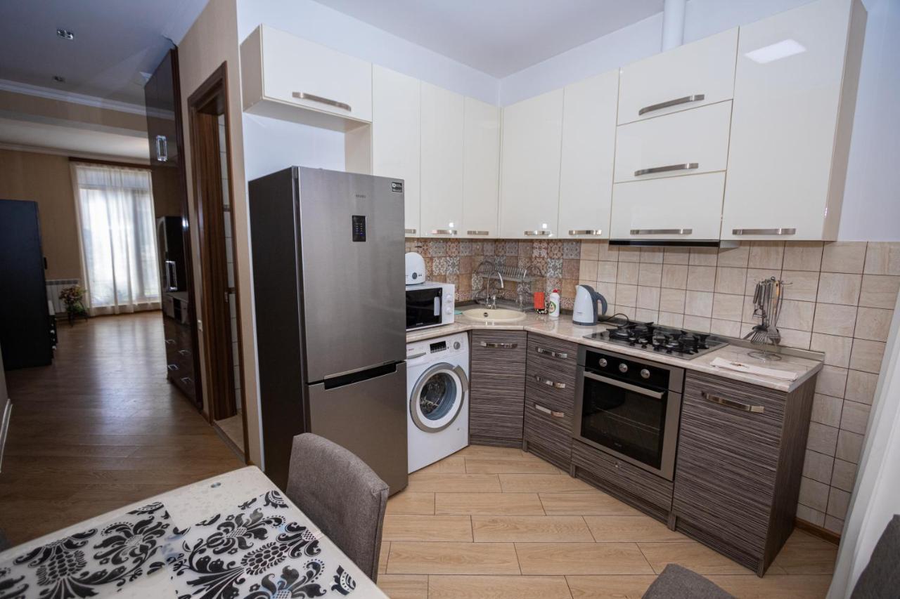 Brand New Apartment With Terrace Tiflis Exterior foto