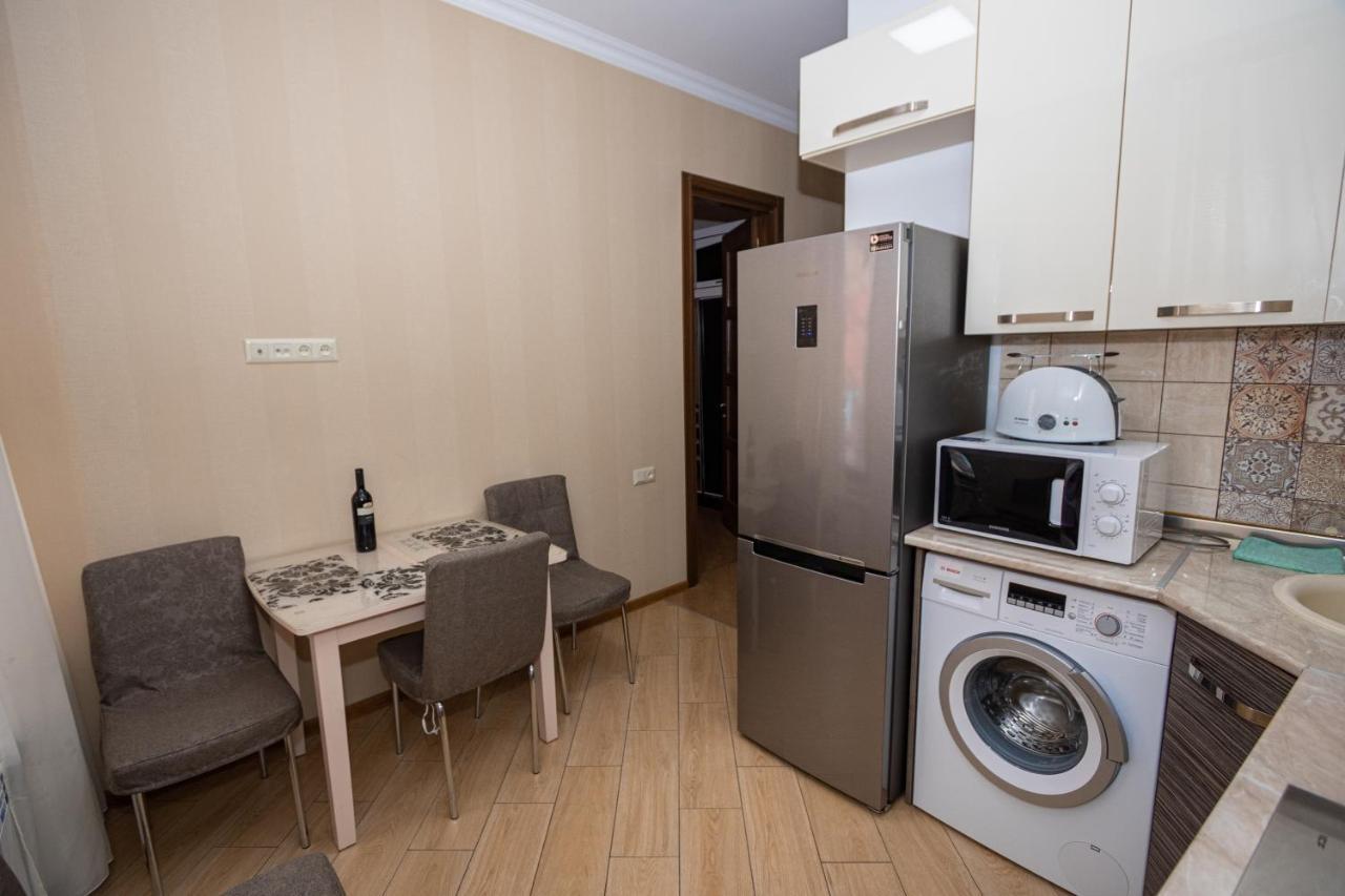 Brand New Apartment With Terrace Tiflis Exterior foto