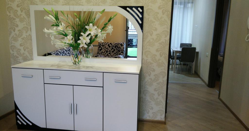 Brand New Apartment With Terrace Tiflis Exterior foto